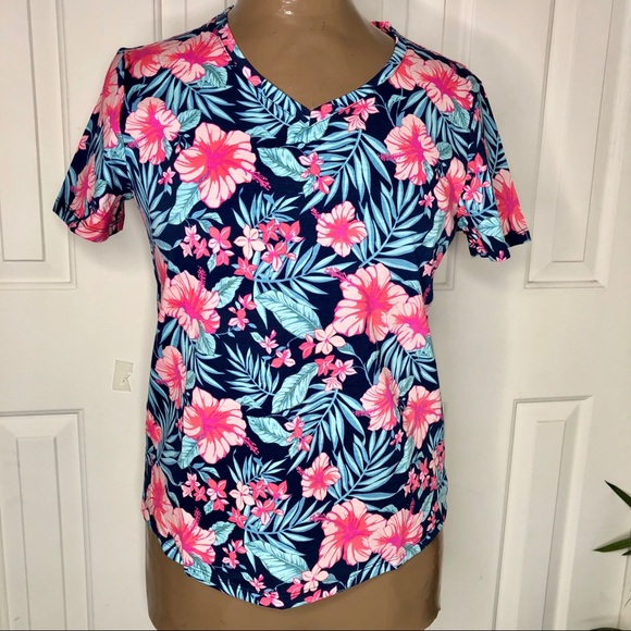 🌵Fresh Produce Island Dreaming V-Neck Tee NWT Med - Picture 2 of 13